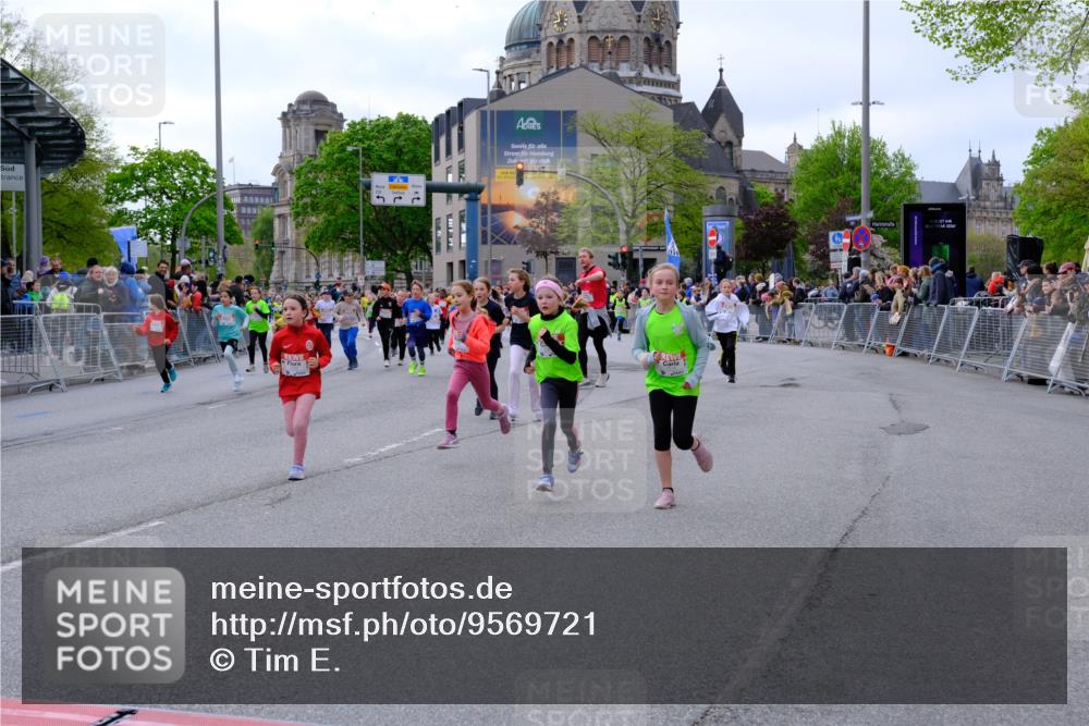 25.04.2026 - Das Zehntel Tim E. http://msf.ph/oto/9569721 25.04.2026 08:59:04 Ziel 1142, 1251, 1377, 1505, 1510, 1513, 1586, 1597, 1829, 1948, 1955, 1992, 2012, 2048, 2132, 2136, 2347, 2437, 2445, 2507, 2509, 2511, 2617, 2652, 2683, 2717, 2721, 2823, 3092, 3098, 3174, 3208, 3511, 3541, 3622, 3626, 3693, 3696, 3713, 3720, 3912, 3937 meine-sportfotos.de