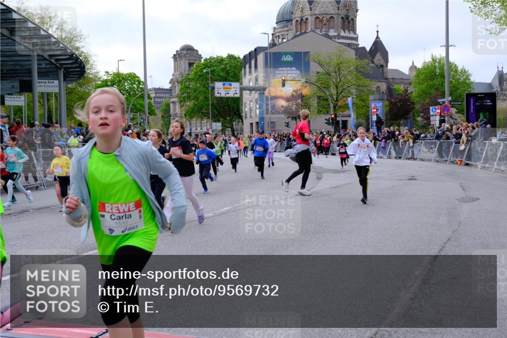 25.04.2026 - Das Zehntel Tim E. http://msf.ph/oto/9569732 25.04.2026 08:59:06 Ziel 1142, 1251, 1377, 1505, 1510, 1513, 1586, 1596, 1597, 1948, 1955, 1992, 2012, 2048, 2132, 2136, 2151, 2347, 2445, 2507, 2509, 2511, 2617, 2652, 2683, 2717, 2721, 2823, 3092, 3098, 3511, 3541, 3622, 3626, 3693, 3696, 3713, 3720, 3839, 3841, 3912, 3937 meine-sportfotos.de
