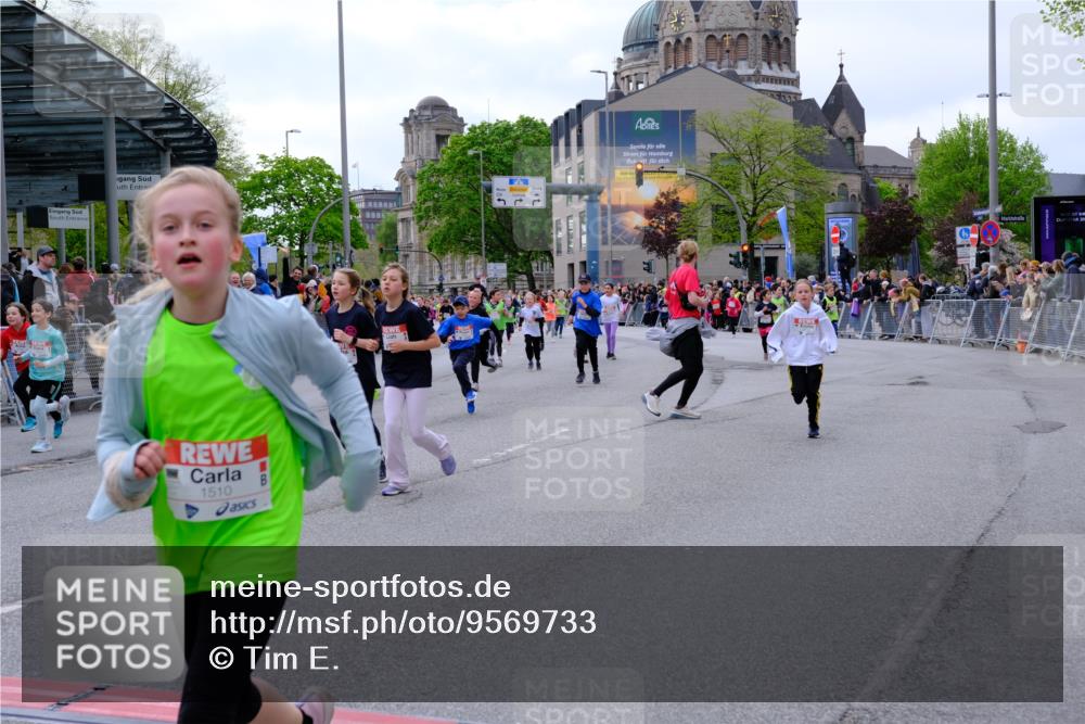 25.04.2026 - Das Zehntel Tim E. http://msf.ph/oto/9569733 25.04.2026 08:59:06 Ziel 1142, 1251, 1377, 1505, 1510, 1513, 1586, 1596, 1597, 1948, 1955, 1992, 2012, 2048, 2132, 2136, 2151, 2347, 2445, 2507, 2509, 2511, 2617, 2652, 2683, 2717, 2721, 2823, 3092, 3098, 3511, 3541, 3622, 3626, 3693, 3696, 3713, 3720, 3839, 3841, 3912, 3937 meine-sportfotos.de