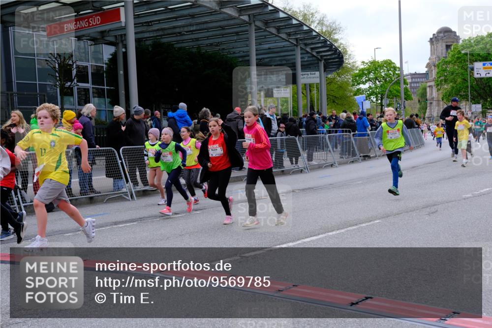 25.04.2026 - Das Zehntel Tim E. http://msf.ph/oto/9569785 25.04.2026 08:59:17 Ziel 1066, 1074, 1091, 1093, 1100, 1278, 1283, 1291, 1382, 1401, 1457, 1596, 1612, 1778, 1802, 2059, 2151, 2622, 2635, 2844, 3115, 3191, 3207, 3245, 3508, 3523, 3571, 3839, 3841, 3927, 3948, 3989 meine-sportfotos.de