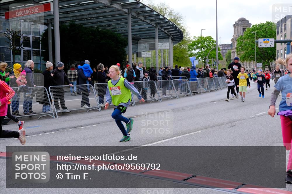 25.04.2026 - Das Zehntel Tim E. http://msf.ph/oto/9569792 25.04.2026 08:59:18 Ziel 1066, 1074, 1091, 1093, 1100, 1278, 1283, 1291, 1382, 1401, 1457, 1464, 1595, 1596, 1612, 1778, 1802, 2059, 2622, 2635, 2844, 3115, 3191, 3207, 3245, 3476, 3508, 3523, 3571, 3927, 3948, 3989 meine-sportfotos.de