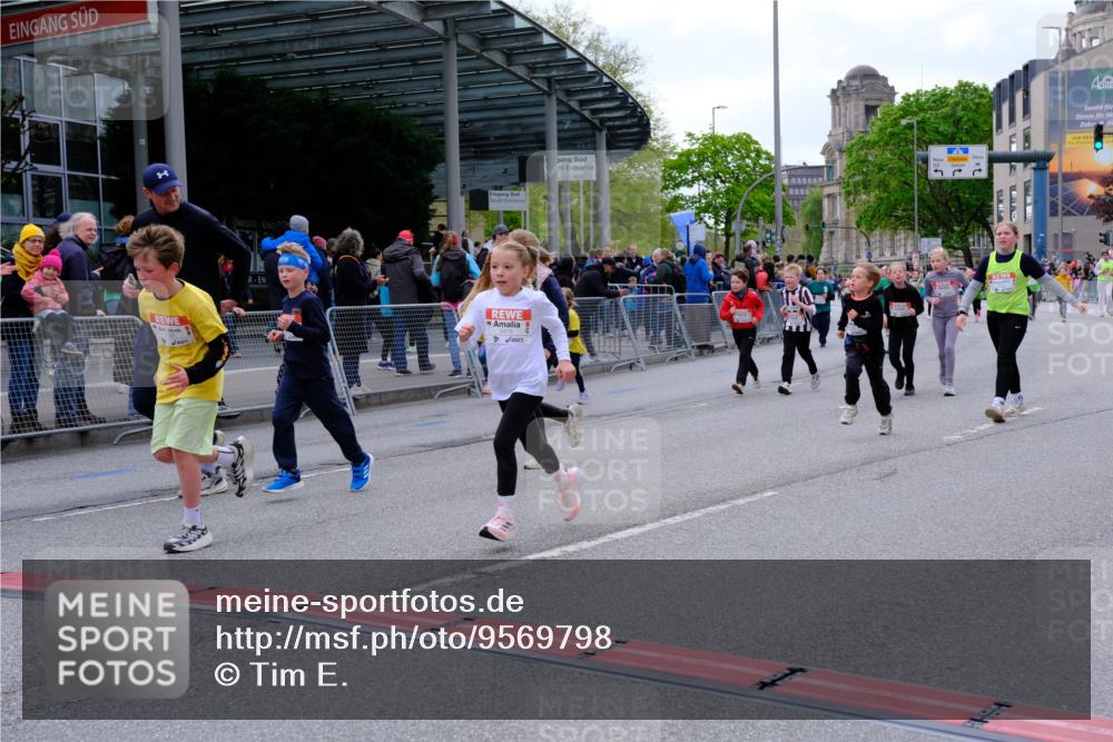 25.04.2026 - Das Zehntel Tim E. http://msf.ph/oto/9569798 25.04.2026 08:59:23 Ziel 1083, 1100, 1278, 1283, 1291, 1344, 1382, 1385, 1464, 1595, 1612, 2059, 2200, 2383, 2622, 2635, 2709, 2719, 2844, 2982, 3124, 3125, 3191, 3207, 3245, 3343, 3351, 3391, 3476, 3899, 3927, 3948, 3989 meine-sportfotos.de