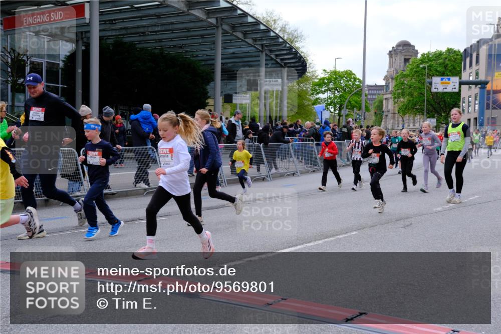 25.04.2026 - Das Zehntel Tim E. http://msf.ph/oto/9569801 25.04.2026 08:59:23 Ziel 1083, 1100, 1278, 1283, 1291, 1344, 1382, 1385, 1464, 1595, 1612, 2059, 2200, 2383, 2622, 2635, 2709, 2719, 2844, 2982, 3124, 3125, 3191, 3207, 3245, 3343, 3351, 3391, 3476, 3899, 3927, 3948, 3989 meine-sportfotos.de