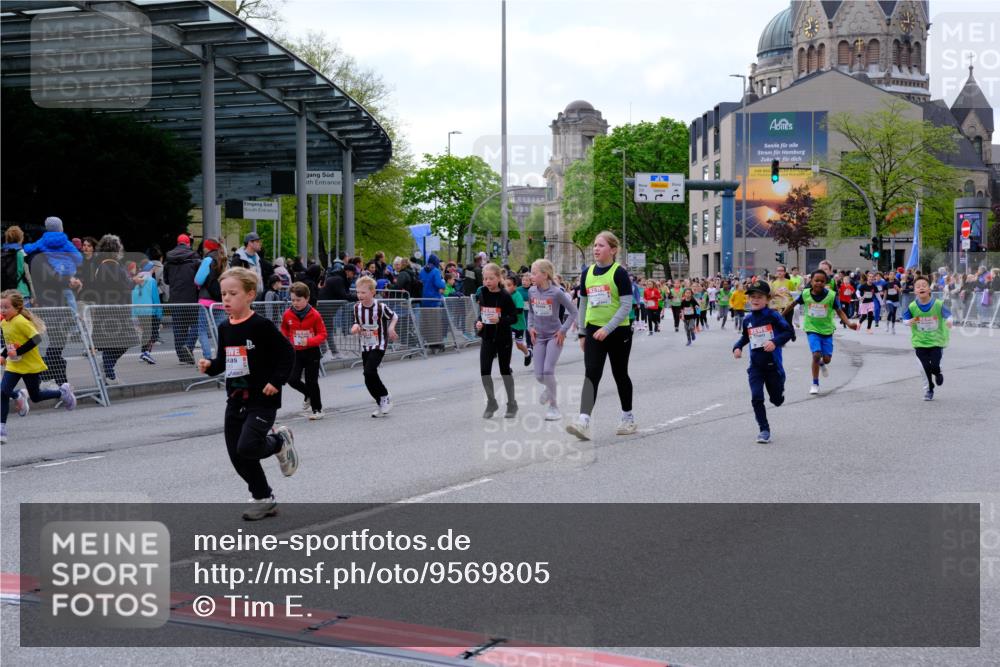 25.04.2026 - Das Zehntel Tim E. http://msf.ph/oto/9569805 25.04.2026 08:59:24 Ziel 1083, 1100, 1143, 1278, 1283, 1291, 1344, 1382, 1385, 1464, 1595, 1612, 2059, 2200, 2383, 2622, 2635, 2709, 2719, 2982, 3124, 3125, 3191, 3207, 3245, 3343, 3351, 3391, 3476, 3899, 3989 meine-sportfotos.de