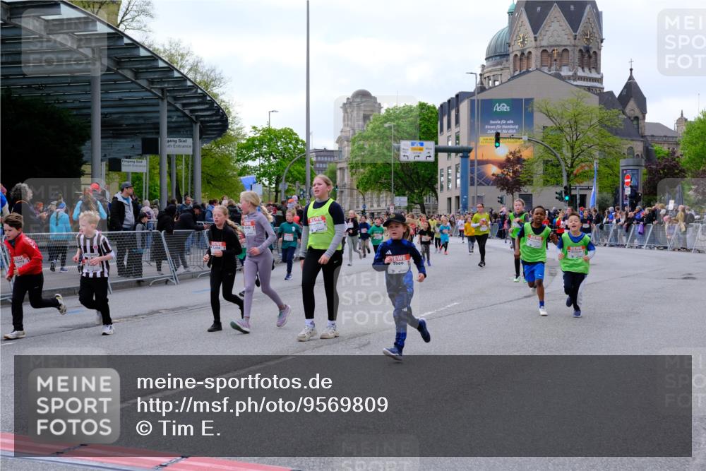 25.04.2026 - Das Zehntel Tim E. http://msf.ph/oto/9569809 25.04.2026 08:59:25 Ziel 1083, 1100, 1143, 1278, 1283, 1291, 1344, 1382, 1385, 1464, 1595, 1612, 2200, 2376, 2383, 2622, 2635, 2709, 2719, 2982, 3124, 3125, 3191, 3207, 3245, 3343, 3351, 3391, 3476, 3899 meine-sportfotos.de