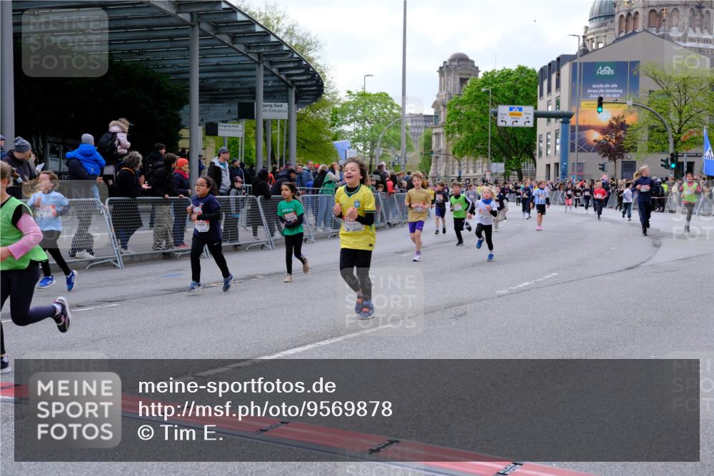 25.04.2026 - Das Zehntel Tim E. http://msf.ph/oto/9569878 25.04.2026 08:59:41 Ziel 1067, 1119, 1146, 1157, 1355, 1364, 1458, 1463, 1720, 1779, 1971, 2015, 2023, 2192, 2379, 2425, 2458, 2460, 2585, 2592, 3079, 3085, 3272, 3282, 3290, 3296, 3377, 3387, 3436, 3470, 3493, 3857, 3945, 3962 meine-sportfotos.de