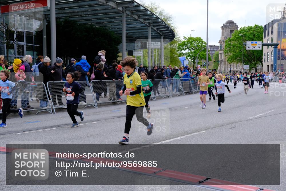 25.04.2026 - Das Zehntel Tim E. http://msf.ph/oto/9569885 25.04.2026 08:59:42 Ziel 1067, 1119, 1146, 1157, 1355, 1364, 1458, 1463, 1720, 1779, 1971, 2015, 2023, 2379, 2425, 2458, 2460, 3079, 3085, 3272, 3282, 3290, 3296, 3377, 3387, 3436, 3470, 3493, 3723, 3857, 3945, 3962 meine-sportfotos.de