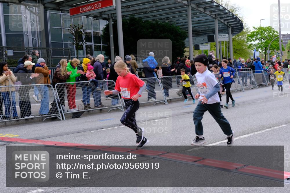 25.04.2026 - Das Zehntel Tim E. http://msf.ph/oto/9569919 25.04.2026 08:59:52 Ziel 1355, 1411, 1704, 1843, 1918, 2188, 2226, 2694, 2698, 2840, 3016, 3026, 3027, 3327, 3414, 3417, 3723, 3744, 3766, 3827, 3832, 3833 meine-sportfotos.de