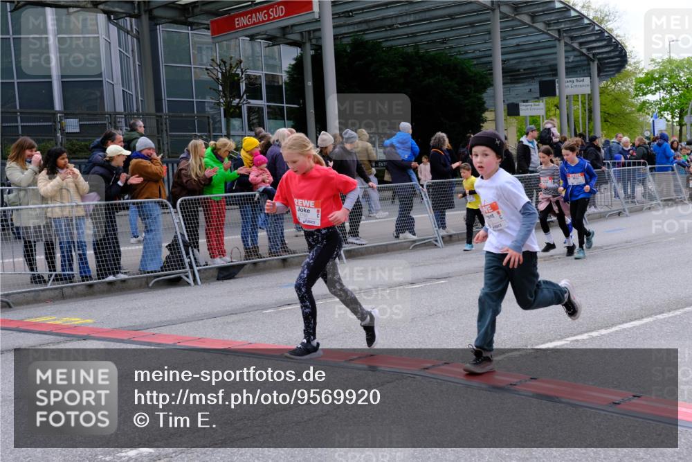25.04.2026 - Das Zehntel Tim E. http://msf.ph/oto/9569920 25.04.2026 08:59:52 Ziel 1355, 1411, 1704, 1843, 1918, 2188, 2226, 2694, 2698, 2840, 3016, 3026, 3027, 3327, 3414, 3417, 3723, 3744, 3766, 3827, 3832, 3833 meine-sportfotos.de