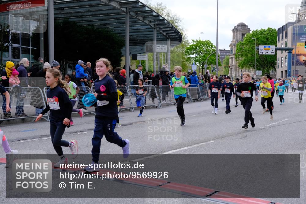 25.04.2026 - Das Zehntel Tim E. http://msf.ph/oto/9569926 25.04.2026 08:59:56 Ziel 1411, 1416, 1537, 1677, 1682, 1704, 1880, 1902, 1920, 1936, 2188, 2508, 2514, 2694, 2698, 2840, 2851, 3016, 3026, 3027, 3327, 3414, 3417, 3744, 3766, 3832, 3833 meine-sportfotos.de
