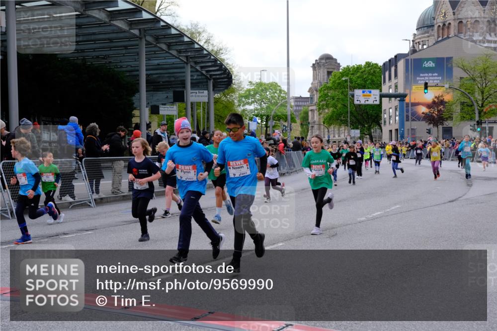 25.04.2026 - Das Zehntel Tim E. http://msf.ph/oto/9569990 25.04.2026 09:00:13 Ziel 1081, 1164, 1233, 1268, 1593, 1598, 1652, 1770, 1774, 1824, 1865, 1879, 2140, 2412, 2420, 2421, 2424, 2554, 3019, 3099, 3152, 3242, 3522, 3806, 3863 meine-sportfotos.de
