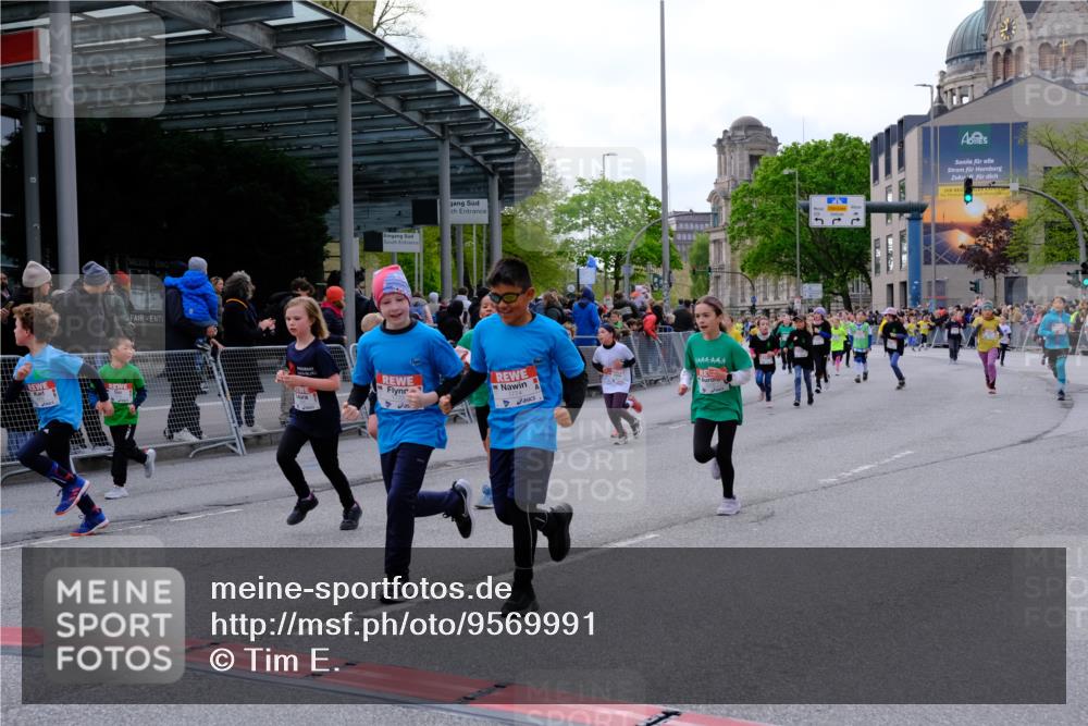 25.04.2026 - Das Zehntel Tim E. http://msf.ph/oto/9569991 25.04.2026 09:00:13 Ziel 1081, 1164, 1233, 1268, 1593, 1598, 1652, 1770, 1774, 1824, 1865, 1879, 2140, 2412, 2420, 2421, 2424, 2554, 3019, 3099, 3152, 3242, 3522, 3806, 3863 meine-sportfotos.de