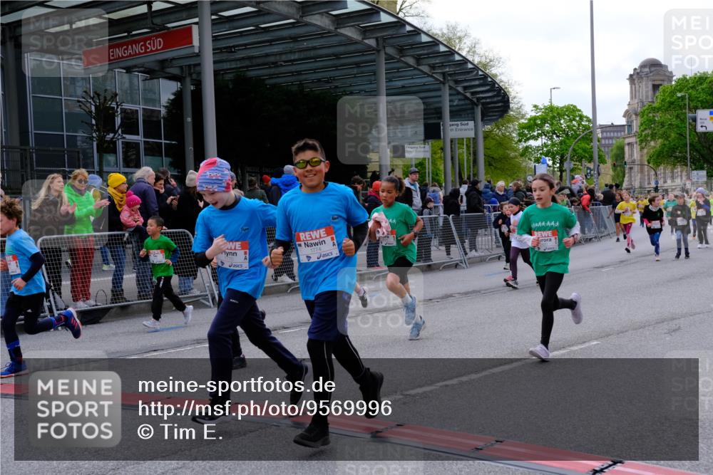 25.04.2026 - Das Zehntel Tim E. http://msf.ph/oto/9569996 25.04.2026 09:00:13 Ziel 1081, 1164, 1233, 1268, 1593, 1598, 1652, 1770, 1774, 1824, 1865, 1879, 2140, 2412, 2420, 2421, 2424, 2554, 3019, 3099, 3152, 3242, 3522, 3806, 3863 meine-sportfotos.de