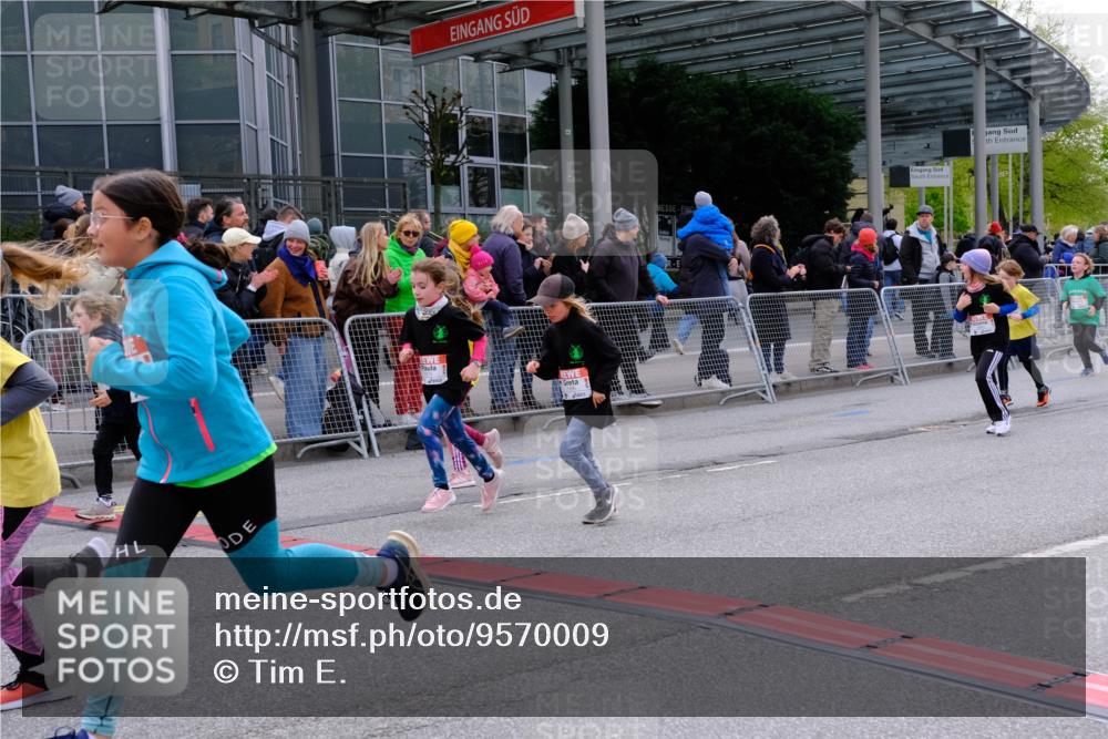 25.04.2026 - Das Zehntel Tim E. http://msf.ph/oto/9570009 25.04.2026 09:00:18 Ziel 1175, 1179, 1233, 1268, 1456, 1485, 1526, 1548, 1593, 1598, 1652, 1675, 1680, 1686, 1690, 1770, 1774, 1824, 2364, 2412, 2420, 2424, 2596, 2613, 3019, 3205, 3242, 3304, 3522, 3704, 3706, 3765, 3778, 3806 meine-sportfotos.de