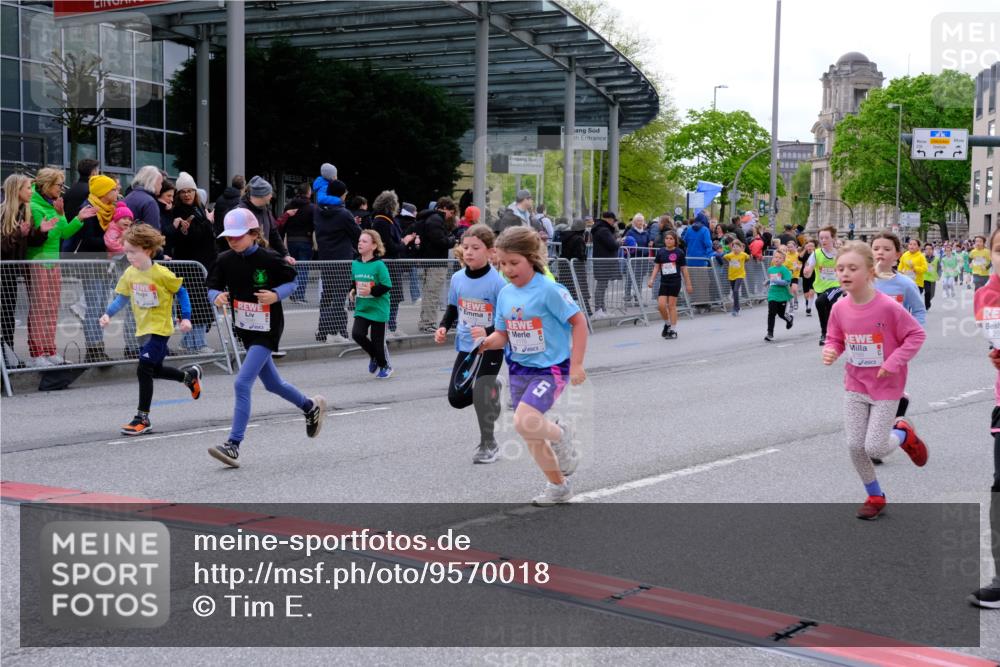 25.04.2026 - Das Zehntel Tim E. http://msf.ph/oto/9570018 25.04.2026 09:00:21 Ziel 1115, 1175, 1179, 1233, 1268, 1456, 1485, 1526, 1541, 1548, 1593, 1598, 1652, 1675, 1680, 1686, 1690, 1824, 1927, 2351, 2364, 2420, 2424, 2596, 2613, 2722, 2725, 3019, 3205, 3304, 3522, 3704, 3706, 3765, 3778 meine-sportfotos.de