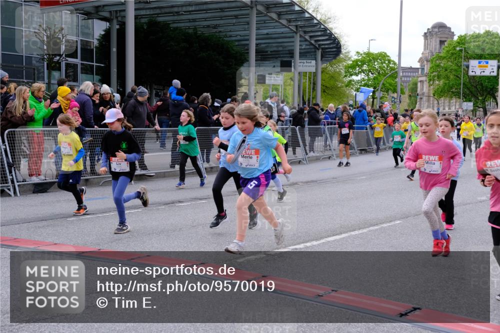 25.04.2026 - Das Zehntel Tim E. http://msf.ph/oto/9570019 25.04.2026 09:00:21 Ziel 1115, 1175, 1179, 1233, 1268, 1456, 1485, 1526, 1541, 1548, 1593, 1598, 1652, 1675, 1680, 1686, 1690, 1824, 1927, 2351, 2364, 2420, 2424, 2596, 2613, 2722, 2725, 3019, 3205, 3304, 3522, 3704, 3706, 3765, 3778 meine-sportfotos.de