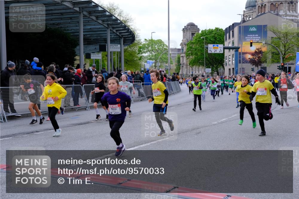 25.04.2026 - Das Zehntel Tim E. http://msf.ph/oto/9570033 25.04.2026 09:00:25 Ziel 1115, 1175, 1179, 1268, 1456, 1485, 1526, 1541, 1548, 1593, 1598, 1607, 1609, 1611, 1613, 1618, 1675, 1680, 1686, 1690, 1927, 2351, 2364, 2596, 2613, 2722, 2725, 2740, 2760, 3094, 3139, 3205, 3304, 3363, 3704, 3706, 3765, 3778 meine-sportfotos.de