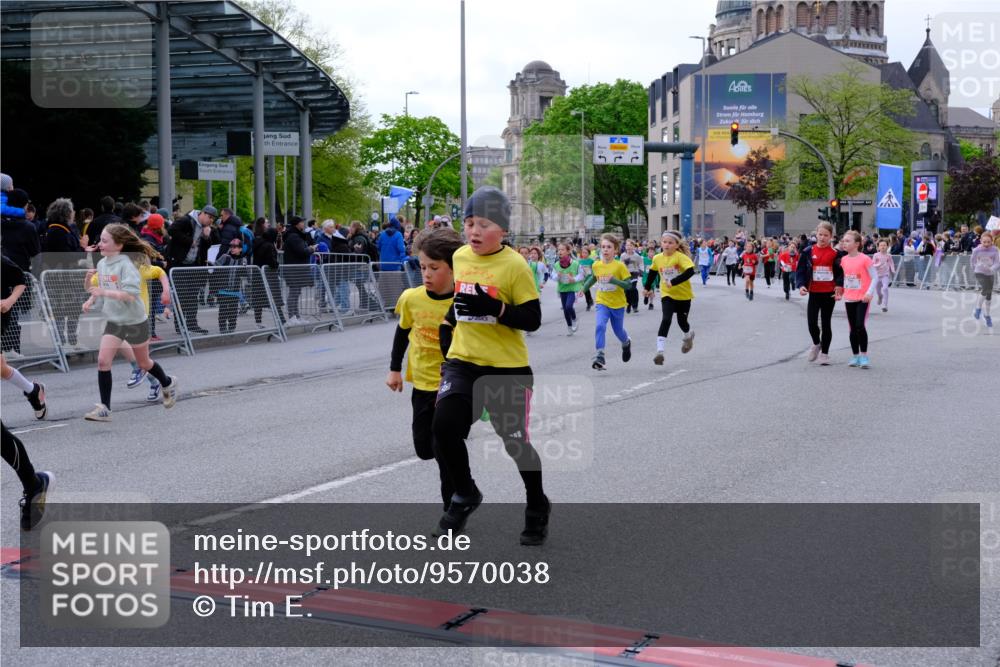 25.04.2026 - Das Zehntel Tim E. http://msf.ph/oto/9570038 25.04.2026 09:00:26 Ziel 1115, 1175, 1179, 1456, 1485, 1526, 1541, 1548, 1607, 1609, 1611, 1613, 1618, 1675, 1680, 1686, 1690, 1927, 2351, 2364, 2596, 2613, 2722, 2725, 2740, 2760, 3094, 3139, 3205, 3265, 3304, 3349, 3363, 3704, 3706, 3765, 3778 meine-sportfotos.de