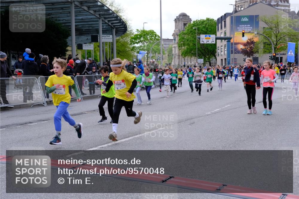 25.04.2026 - Das Zehntel Tim E. http://msf.ph/oto/9570048 25.04.2026 09:00:28 Ziel 1011, 1013, 1115, 1175, 1179, 1485, 1495, 1526, 1541, 1607, 1609, 1611, 1613, 1618, 1680, 1690, 1927, 2223, 2351, 2364, 2500, 2542, 2596, 2613, 2722, 2725, 2740, 2760, 3094, 3139, 3205, 3265, 3292, 3304, 3349, 3363, 3409, 3704, 3706, 3765, 3778 meine-sportfotos.de