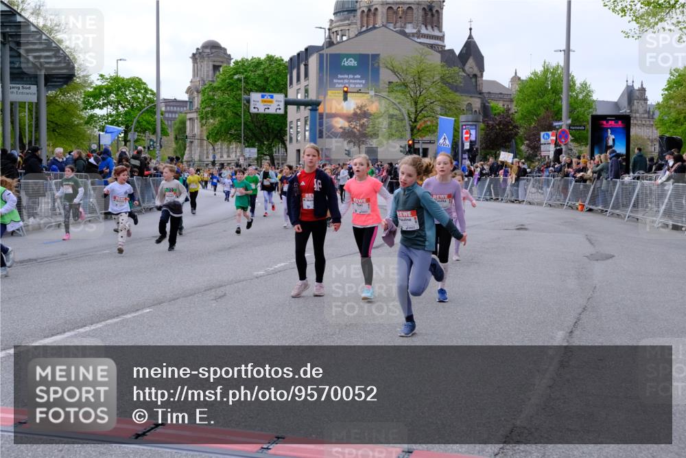 25.04.2026 - Das Zehntel Tim E. http://msf.ph/oto/9570052 25.04.2026 09:00:30 Ziel 1011, 1013, 1115, 1485, 1495, 1541, 1607, 1609, 1611, 1613, 1618, 1927, 2223, 2351, 2360, 2361, 2364, 2366, 2500, 2531, 2542, 2546, 2722, 2725, 2740, 2760, 3094, 3139, 3265, 3292, 3349, 3363, 3409, 3704, 3706, 3914 meine-sportfotos.de