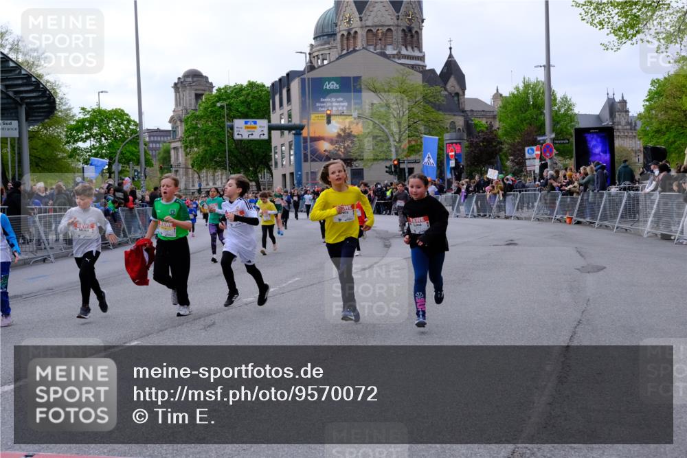 25.04.2026 - Das Zehntel Tim E. http://msf.ph/oto/9570072 25.04.2026 09:00:37 Ziel 1011, 1013, 1349, 1406, 1444, 1447, 1452, 1493, 1495, 1722, 1746, 1822, 2223, 2360, 2361, 2366, 2493, 2500, 2531, 2542, 2546, 2587, 2627, 2628, 2716, 2743, 2879, 3139, 3265, 3292, 3349, 3363, 3409, 3471, 3619, 3623, 3914 meine-sportfotos.de