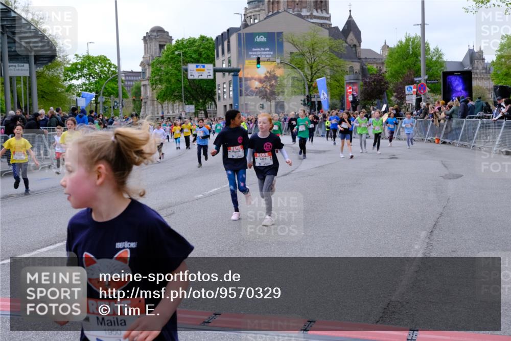 25.04.2026 - Das Zehntel Tim E. http://msf.ph/oto/9570329 25.04.2026 09:01:37 Ziel 1057, 1293, 1343, 1950, 1958, 2375, 2407, 2759, 2766, 2847, 2850, 3061, 3072, 3137, 3147, 3454, 3770, 3787, 3819, 3820, 3896, 3954, 3983 meine-sportfotos.de