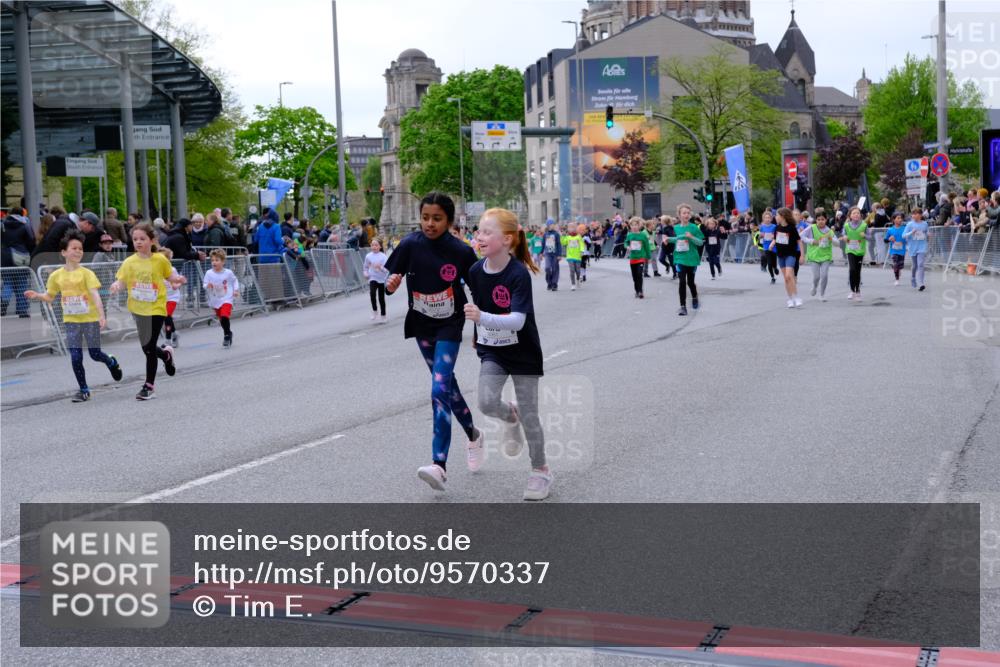 25.04.2026 - Das Zehntel Tim E. http://msf.ph/oto/9570337 25.04.2026 09:01:38 Ziel 1057, 1343, 1950, 1958, 2375, 2388, 2407, 2759, 2766, 2847, 2850, 3061, 3072, 3137, 3147, 3454, 3770, 3787, 3819, 3820, 3896, 3954 meine-sportfotos.de