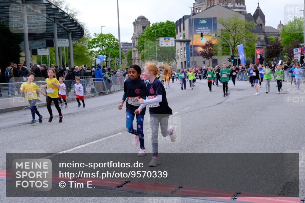 25.04.2026 - Das Zehntel Tim E. http://msf.ph/oto/9570339 25.04.2026 09:01:38 Ziel 1057, 1343, 1950, 1958, 2375, 2388, 2407, 2759, 2766, 2847, 2850, 3061, 3072, 3137, 3147, 3454, 3770, 3787, 3819, 3820, 3896, 3954 meine-sportfotos.de