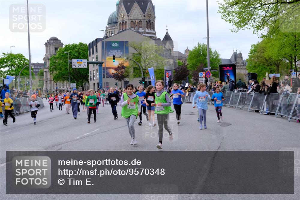 25.04.2026 - Das Zehntel Tim E. http://msf.ph/oto/9570348 25.04.2026 09:01:42 Ziel 1000, 1249, 1252, 1343, 1425, 1435, 1942, 1950, 1957, 2139, 2143, 2375, 2388, 2407, 2759, 2766, 2847, 2850, 3061, 3072, 3681, 3786, 3787, 3793, 3819, 3820 meine-sportfotos.de