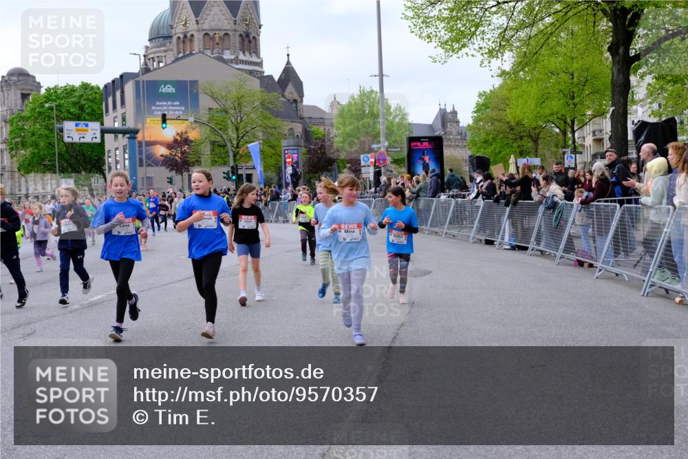 25.04.2026 - Das Zehntel Tim E. http://msf.ph/oto/9570357 25.04.2026 09:01:45 Ziel 1000, 1007, 1249, 1252, 1343, 1425, 1435, 1942, 1957, 2003, 2139, 2143, 2198, 2228, 2235, 2388, 2448, 2485, 2759, 2766, 2847, 2850, 2926, 3061, 3072, 3681, 3692, 3694, 3747, 3786, 3793, 3794 meine-sportfotos.de
