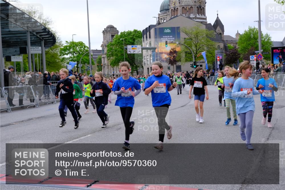 25.04.2026 - Das Zehntel Tim E. http://msf.ph/oto/9570360 25.04.2026 09:01:45 Ziel 1000, 1007, 1249, 1252, 1343, 1425, 1435, 1942, 1957, 2003, 2139, 2143, 2198, 2228, 2235, 2388, 2448, 2485, 2759, 2766, 2847, 2850, 2926, 3061, 3072, 3681, 3692, 3694, 3747, 3786, 3793, 3794 meine-sportfotos.de