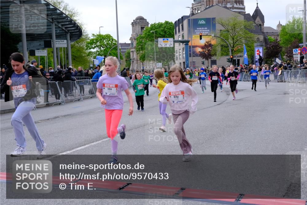 25.04.2026 - Das Zehntel Tim E. http://msf.ph/oto/9570433 25.04.2026 09:02:05 Ziel 1002, 1009, 1478, 1603, 1620, 1716, 1805, 1827, 1945, 2116, 2121, 2127, 2135, 2220, 2227, 2402, 2504, 2516, 2665, 2701, 2736, 2949, 3017, 3127, 3153, 3396, 3399, 3425, 3550, 3633, 3638, 3639, 3643, 3645, 3647, 3649, 3650, 3871, 3909 meine-sportfotos.de