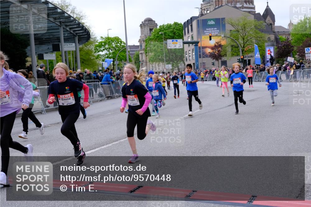 25.04.2026 - Das Zehntel Tim E. http://msf.ph/oto/9570448 25.04.2026 09:02:08 Ziel 1002, 1009, 1603, 1620, 1827, 1945, 2116, 2121, 2123, 2127, 2135, 2220, 2227, 2340, 2402, 2504, 2516, 2665, 2701, 2702, 2704, 2713, 2736, 3127, 3396, 3399, 3425, 3550, 3633, 3638, 3639, 3871, 4021 meine-sportfotos.de