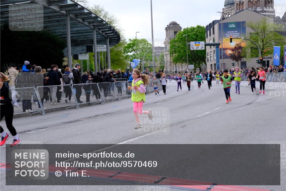 25.04.2026 - Das Zehntel Tim E. http://msf.ph/oto/9570469 25.04.2026 09:02:12 Ziel 1002, 1009, 1603, 1620, 2116, 2121, 2123, 2220, 2227, 2281, 2283, 2340, 2402, 2504, 2516, 2701, 2702, 2704, 2713, 3127, 3144, 3213, 3293, 3396, 3425, 3550, 3871, 4021 meine-sportfotos.de