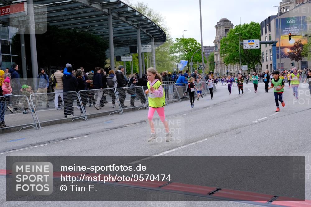 25.04.2026 - Das Zehntel Tim E. http://msf.ph/oto/9570474 25.04.2026 09:02:13 Ziel 1603, 1620, 2116, 2121, 2123, 2220, 2227, 2281, 2283, 2340, 2402, 2504, 2516, 2701, 2702, 2704, 2713, 3127, 3144, 3213, 3293, 3425, 3550, 3871, 4021 meine-sportfotos.de