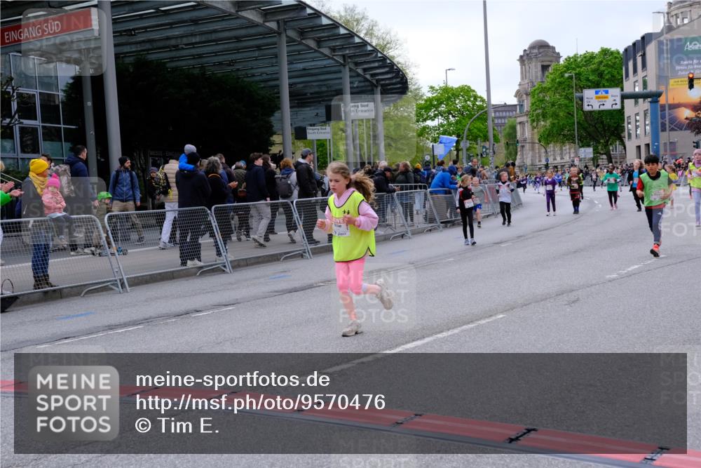 25.04.2026 - Das Zehntel Tim E. http://msf.ph/oto/9570476 25.04.2026 09:02:13 Ziel 1603, 1620, 2116, 2121, 2123, 2220, 2227, 2281, 2283, 2340, 2402, 2504, 2516, 2701, 2702, 2704, 2713, 3127, 3144, 3213, 3293, 3425, 3550, 3871, 4021 meine-sportfotos.de