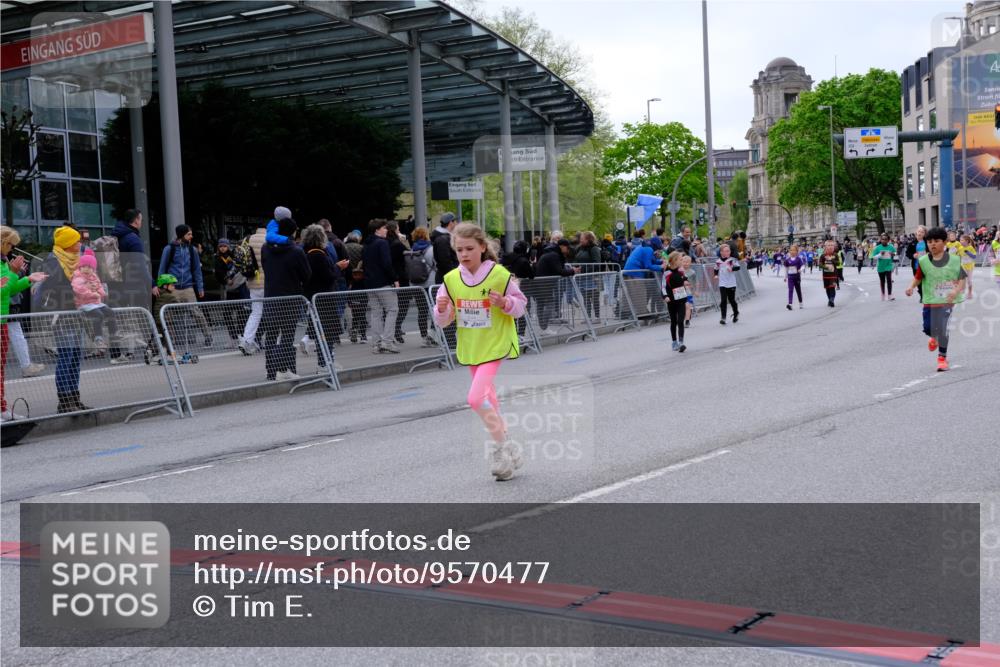 25.04.2026 - Das Zehntel Tim E. http://msf.ph/oto/9570477 25.04.2026 09:02:13 Ziel 1603, 1620, 2116, 2121, 2123, 2220, 2227, 2281, 2283, 2340, 2402, 2504, 2516, 2701, 2702, 2704, 2713, 3127, 3144, 3213, 3293, 3425, 3550, 3871, 4021 meine-sportfotos.de