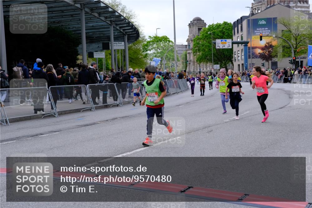 25.04.2026 - Das Zehntel Tim E. http://msf.ph/oto/9570480 25.04.2026 09:02:15 Ziel 1603, 1620, 1749, 1750, 2116, 2121, 2123, 2220, 2227, 2281, 2283, 2340, 2402, 2504, 2516, 2702, 2704, 2713, 3127, 3144, 3213, 3293, 3425, 3656, 3854, 3871, 4021 meine-sportfotos.de
