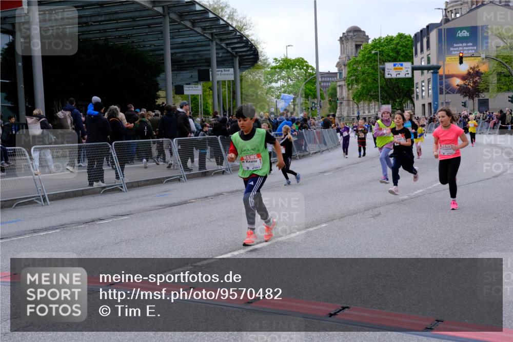 25.04.2026 - Das Zehntel Tim E. http://msf.ph/oto/9570482 25.04.2026 09:02:15 Ziel 1603, 1620, 1749, 1750, 2116, 2121, 2123, 2220, 2227, 2281, 2283, 2340, 2402, 2504, 2516, 2702, 2704, 2713, 3127, 3144, 3213, 3293, 3425, 3656, 3854, 3871, 4021 meine-sportfotos.de