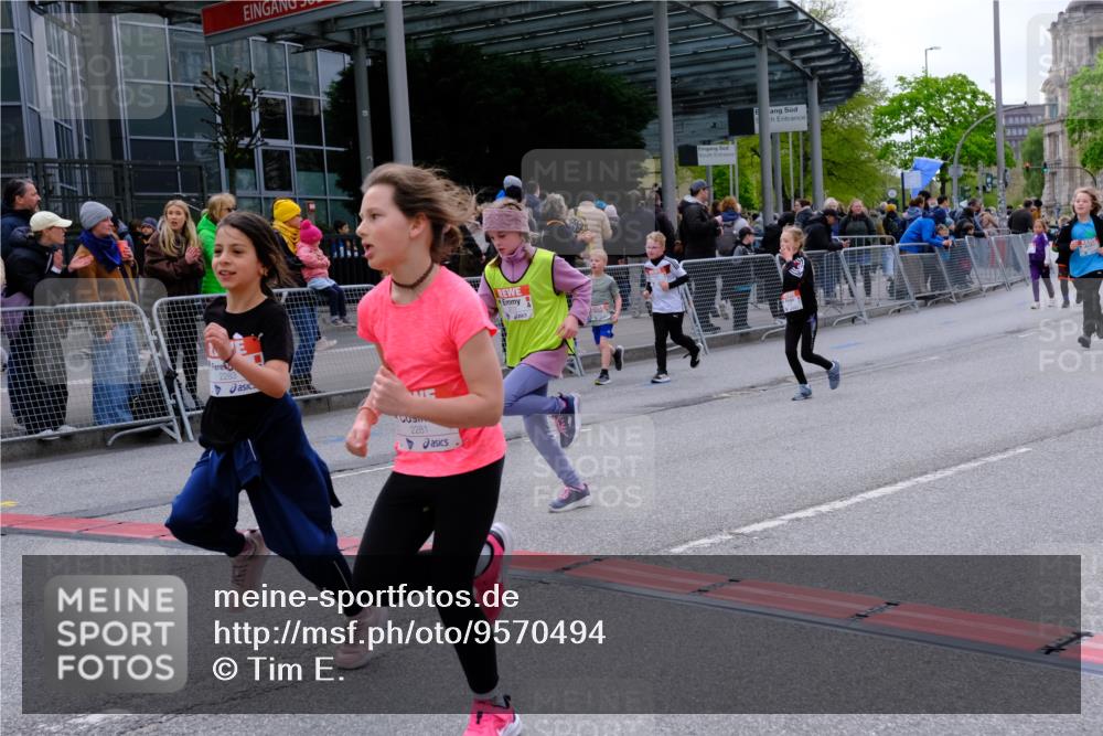 25.04.2026 - Das Zehntel Tim E. http://msf.ph/oto/9570494 25.04.2026 09:02:17 Ziel 1603, 1620, 1749, 1750, 2116, 2121, 2123, 2281, 2283, 2340, 2516, 2690, 2702, 2704, 2713, 3144, 3213, 3293, 3656, 3854, 4021 meine-sportfotos.de