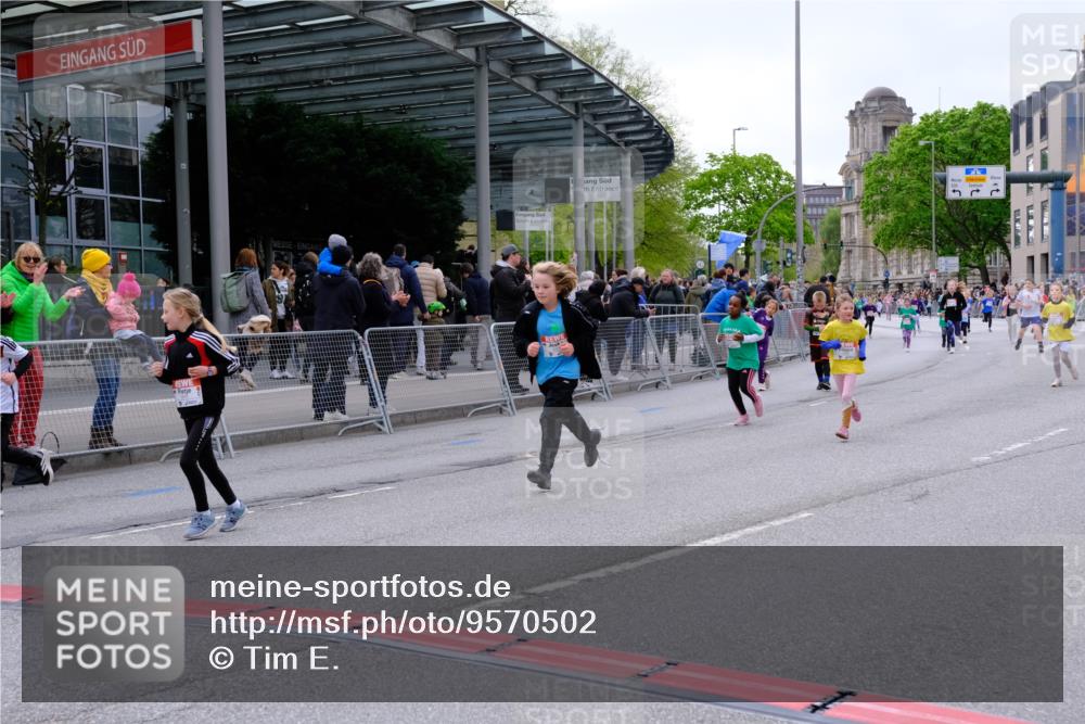 25.04.2026 - Das Zehntel Tim E. http://msf.ph/oto/9570502 25.04.2026 09:02:19 Ziel 1749, 1750, 2281, 2283, 2340, 2454, 2690, 2705, 2707, 2713, 3144, 3213, 3293, 3656, 3854, 4021 meine-sportfotos.de