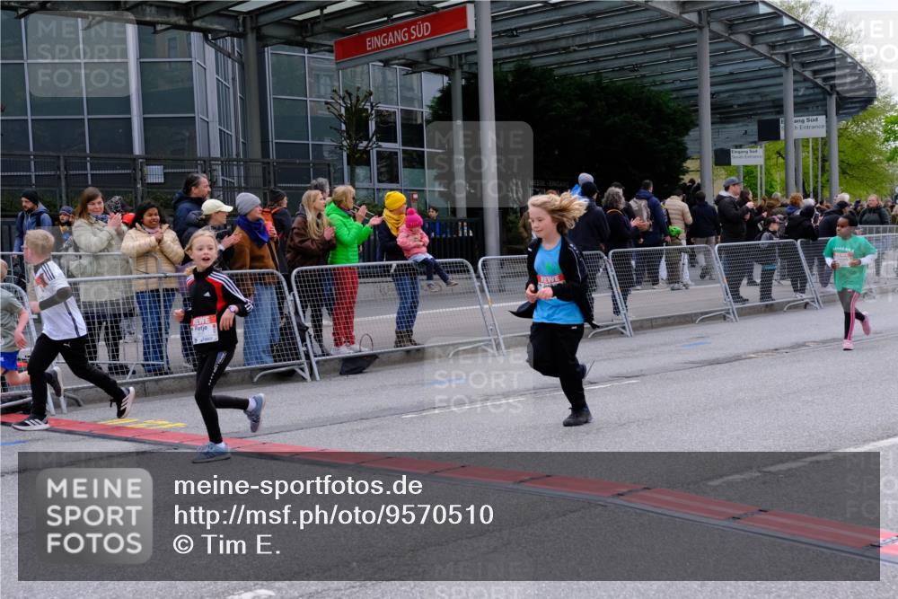 25.04.2026 - Das Zehntel Tim E. http://msf.ph/oto/9570510 25.04.2026 09:02:20 Ziel 1749, 1750, 2281, 2283, 2454, 2690, 2705, 2707, 2713, 3144, 3213, 3293, 3656, 3854 meine-sportfotos.de