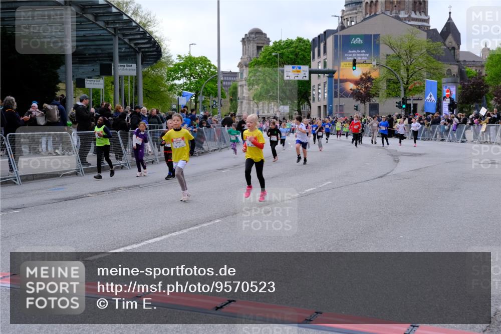 25.04.2026 - Das Zehntel Tim E. http://msf.ph/oto/9570523 25.04.2026 09:02:23 Ziel 1110, 1749, 1750, 2281, 2283, 2454, 2690, 2705, 2707, 3213, 3293, 3656, 3662, 3663, 3850, 3851, 3854 meine-sportfotos.de