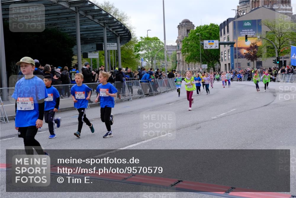 25.04.2026 - Das Zehntel Tim E. http://msf.ph/oto/9570579 25.04.2026 09:02:34 Ziel 1166, 1345, 1393, 1449, 1667, 1926, 1935, 2085, 2089, 2090, 2133, 2238, 2244, 2378, 2389, 3011, 3023, 3155, 3165, 3485, 3500, 3662, 3663, 3850, 3851 meine-sportfotos.de