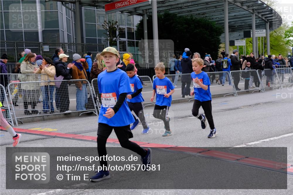 25.04.2026 - Das Zehntel Tim E. http://msf.ph/oto/9570581 25.04.2026 09:02:34 Ziel 1166, 1345, 1393, 1449, 1667, 1926, 1935, 2085, 2089, 2090, 2133, 2238, 2244, 2378, 2389, 3011, 3023, 3155, 3165, 3485, 3500, 3662, 3663, 3850, 3851 meine-sportfotos.de