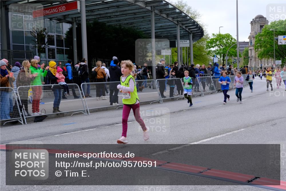 25.04.2026 - Das Zehntel Tim E. http://msf.ph/oto/9570591 25.04.2026 09:02:37 Ziel 1000, 1166, 1345, 1393, 1449, 1926, 1935, 2085, 2089, 2090, 2133, 2238, 2244, 2919, 2922, 3011, 3023, 3155, 3165, 3331, 3485, 3500 meine-sportfotos.de