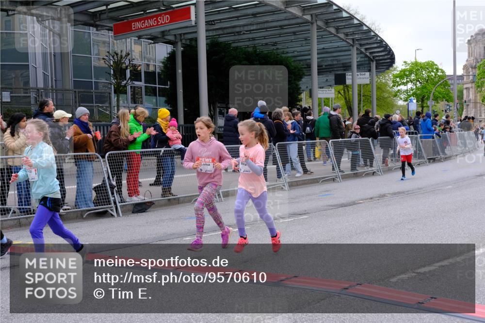25.04.2026 - Das Zehntel Tim E. http://msf.ph/oto/9570610 25.04.2026 09:02:43 Ziel 1000, 1345, 1393, 1602, 1621, 1637, 2271, 2273, 2846, 2919, 2922, 3165, 3331 meine-sportfotos.de