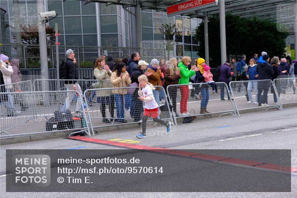 25.04.2026 - Das Zehntel Tim E. http://msf.ph/oto/9570614 25.04.2026 09:02:48 Ziel 1000, 1168, 1400, 1602, 1621, 1637, 2271, 2273, 2356, 2374, 2846, 2919 meine-sportfotos.de