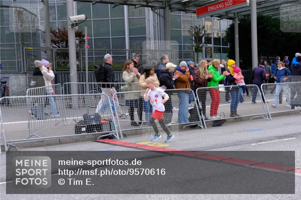 25.04.2026 - Das Zehntel Tim E. http://msf.ph/oto/9570616 25.04.2026 09:02:48 Ziel 1000, 1168, 1400, 1602, 1621, 1637, 2271, 2273, 2356, 2374, 2846, 2919 meine-sportfotos.de