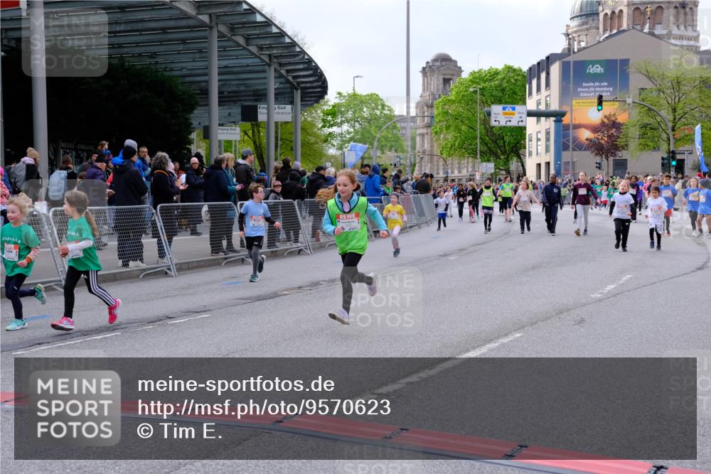 25.04.2026 - Das Zehntel Tim E. http://msf.ph/oto/9570623 25.04.2026 09:02:50 Ziel 1168, 1400, 1602, 1621, 1637, 2271, 2273, 2356, 2374, 2695, 2846, 3448, 3457 meine-sportfotos.de
